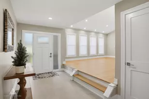 904 Hillview Dr, Lemont, IL 60439 - Photo 7