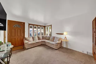 5611 S Monitor Ave, Chicago, IL 60638 - Photo 3