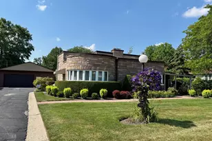 10510 W Fullerton Ave, Melrose Park, IL 60164 - Photo 1