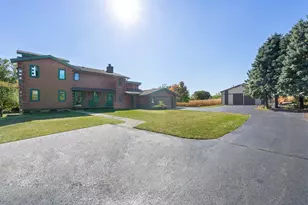 10N800 Muirhead Rd, Elgin, IL 60124 - Photo 1