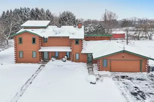 10N800 Muirhead Rd, Elgin, IL 60124 - Photo 3