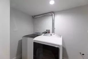 2508 Kenilworth Ave, Berwyn, IL 60402 - Photo 31