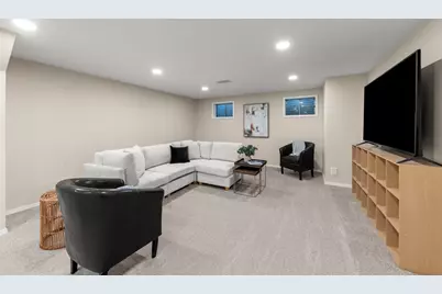 6441 Bobby Jones Lane, Woodridge, IL 60517 - Photo 29