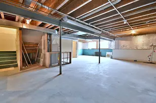 233 Pawtucket Ave, Elgin, IL 60124 - Photo 39