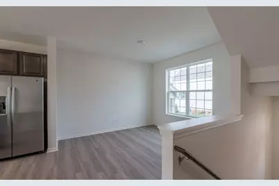 605 Brook Court, Oswego, IL 60543 - Photo 15