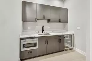 1330 N Western Ave, Chicago, IL 60622 - Photo 9