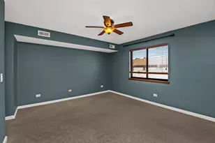 8426 W Catalpa Ave, Chicago, IL 60656 - Photo 13