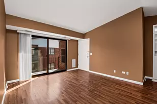 8426 W Catalpa Ave, Chicago, IL 60656 - Photo 5