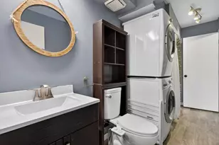 2713 Northcreek Dr, Woodridge, IL 60517 - Photo 9