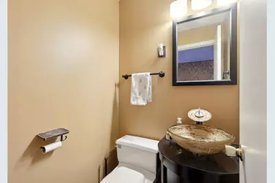 2311 Carriage Lane, Lindenhurst, IL 60046 - Photo 11