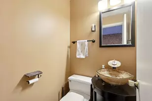 2311 Carriage Ln, Lindenhurst, IL 60046 - Photo 11