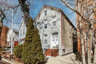 1430 W Superior St, Chicago, IL 60642 - Photo 1