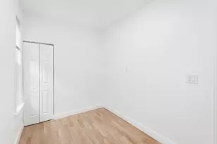 1430 W Superior St, Chicago, IL 60642 - Photo 17