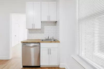 1430 W Superior Street, Chicago, IL 60642 - Photo 11