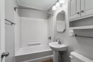 1625 Estes Ave, Des Plaines, IL 60018 - Photo 9