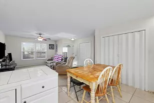 515 Valley View Dr, Philo, IL 61864 - Photo 13