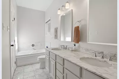 1334 W Webster Avenue #G, Chicago, IL 60614 - Photo 13