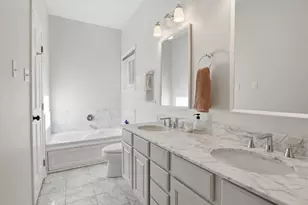 1334 W Webster Ave, Chicago, IL 60614 - Photo 13