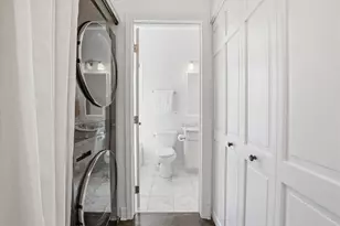 1334 W Webster Ave, Chicago, IL 60614 - Photo 11