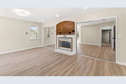 7730 Virginia Court, Willowbrook, IL 60527 - Photo 15