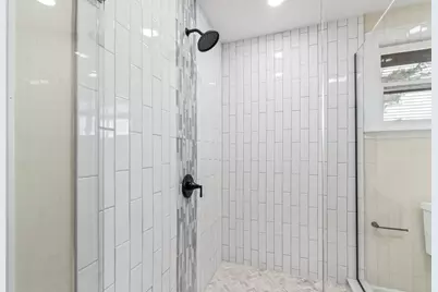 7730 Virginia Court, Willowbrook, IL 60527 - Photo 17