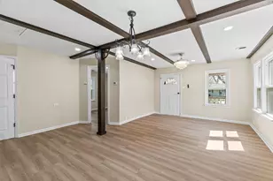 7730 Virginia Ct, Willowbrook, IL 60527 - Photo 9