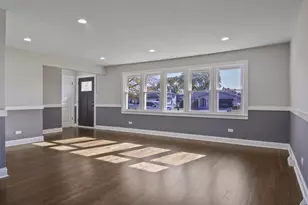 5748 W 89th Pl, Oak Lawn, IL 60453 - Photo 3