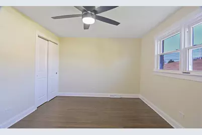 5748 W 89th Place, Oak Lawn, IL 60453 - Photo 13