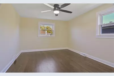 5748 W 89th Place, Oak Lawn, IL 60453 - Photo 15