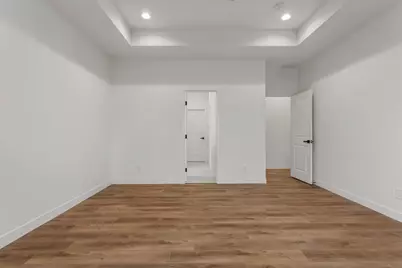 702 N Beacon Hill Circle, Urbana, IL 61802 - Photo 15