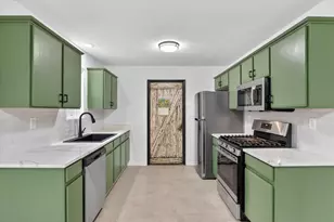 615 Winfield Dr, South Beloit, IL 61080 - Photo 11