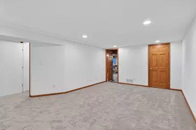 615 Winfield Drive, South Beloit, IL 61080 - Photo 25