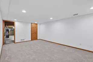 615 Winfield Dr, South Beloit, IL 61080 - Photo 23