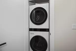 7827 S Merrill Ave, Chicago, IL 60649 - Photo 27