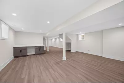 7827 S Merrill Avenue, Chicago, IL 60649 - Photo 29