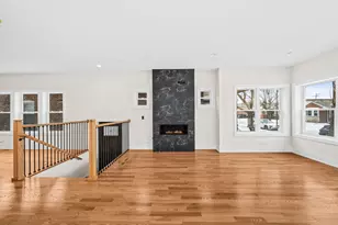 7827 S Merrill Ave, Chicago, IL 60649 - Photo 7