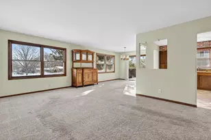 308 Rustic Ln, Algonquin, IL 60102 - Photo 7