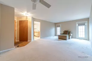 1228 Bradwell Ln, Mundelein, IL 60060 - Photo 9