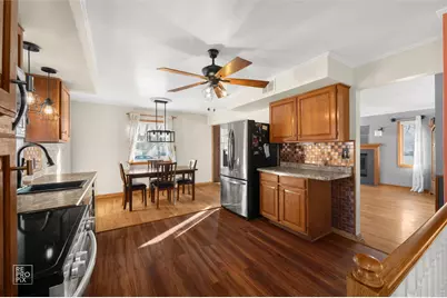 138 N Elmwood Avenue, Wood Dale, IL 60191 - Photo 11