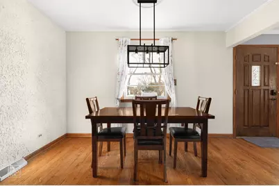 138 N Elmwood Avenue, Wood Dale, IL 60191 - Photo 9