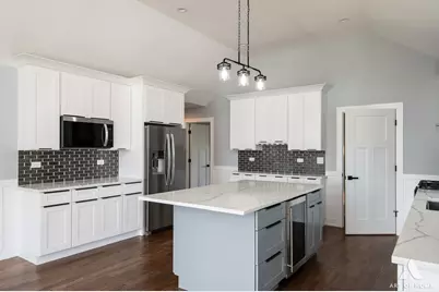 8650 Lockwood Avenue, Burbank, IL 60459 - Photo 15