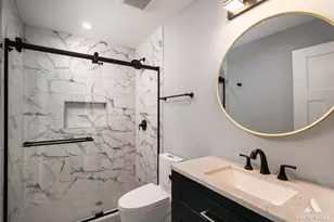 8650 Lockwood Ave, Burbank, IL 60459 - Photo 29