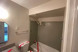 156 Asbury Ave, Evanston, IL 60202 - Photo 13