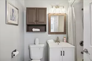 501 Carlysle Dr, Clarendon Hills, IL 60514 - Photo 7