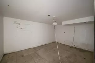 72 E 37th St, Chicago, IL 60653 - Photo 7