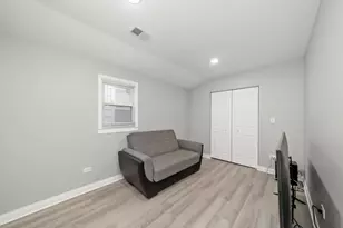 1274 W 73rd Pl, Chicago, IL 60636 - Photo 23