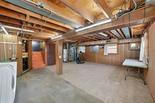 [Address not provided], Burbank, IL 60459 - Photo 13