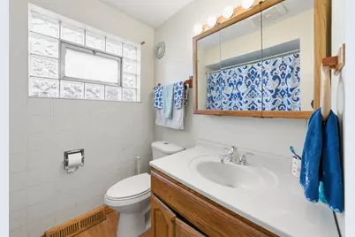 [Address not provided], Burbank, IL 60459 - Photo 11