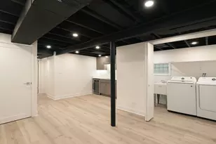 4533 N Keystone Ave, Chicago, IL 60630 - Photo 11