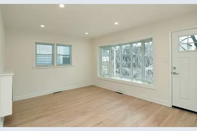 4533 N Keystone Avenue, Chicago, IL 60630 - Photo 3